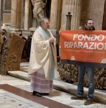 Ultima Generazione, messa interrotta al Pantheon