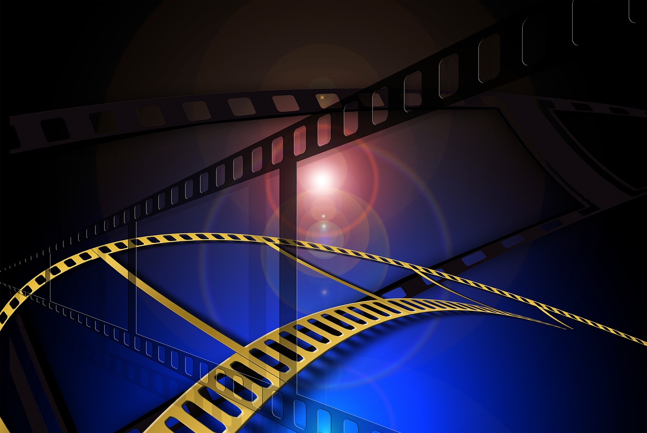 Film al cinema, le uscite del 19 marzo e i film in sala: Gli Idoli e Notte prima degli esami 1 Natale al Cinema