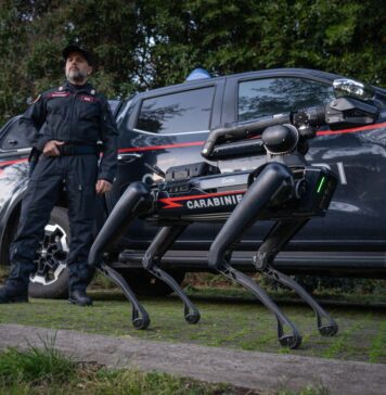 Il cane robot Saetta affidato agli artificieri