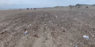 OSTIA-RIFIUTI-SPIAGGIA-ESTATE-