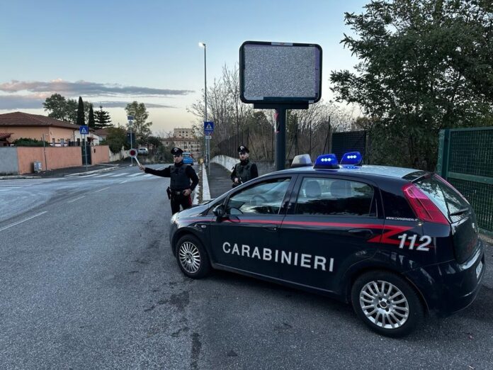Controlli dei carabinieri in periferia: due arresti e quattro denunce