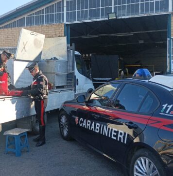Guidonia Montecelio, rubano furgone con materiale per migliaia di euro: la tecnologia aiuta ad arrestarli