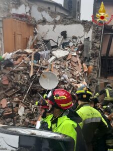 Esplosione palazzina vicino Roma: lanciata raccolta fondi per le persone rimaste senza casa