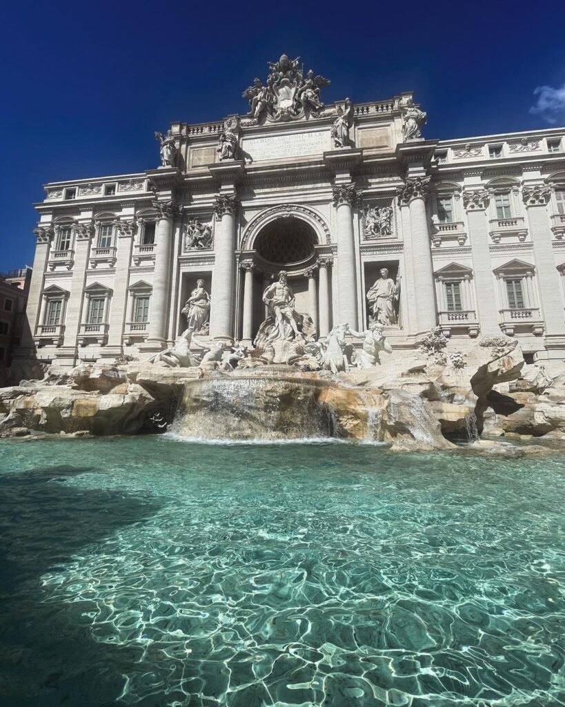 Fontana di Trevi, il Campidoglio fa cassa: il bilancio del primo mese a pagamento 1