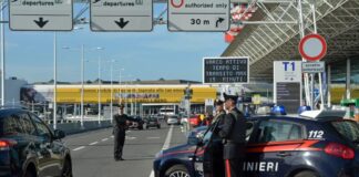 Aeroporti romani, Ncc e tassisti sanzionati dai carabinieri: procacciavano clienti senza autorizzazione