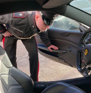La Ferrari sequestrata all'imprenditore