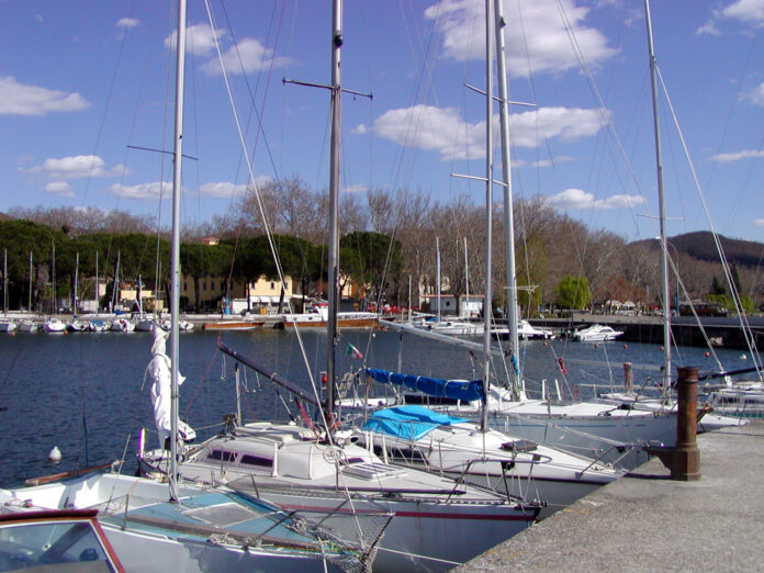 bolsena porticciolo Gita fuoriporta, Bolsena: dal borgo al lago tra natura, arte, piatti tipici e tanto sport