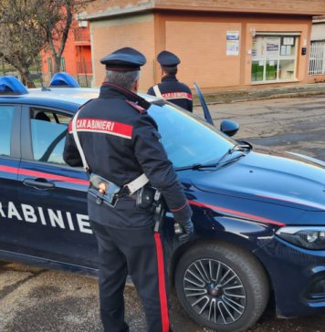 COLLEFERRO-CARABINIERI-SEGNI-ARRESTO-STALKING-DENARO-ATTI-PERSECUTORI-