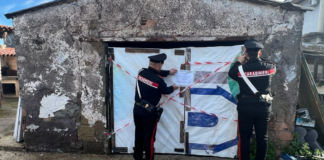 ROMA-SGOMBERI-CARABINIERI-