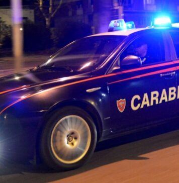 CARABINIERI-ARRESTO-FRASCATI-SUV-FRONTALE-FERITI-