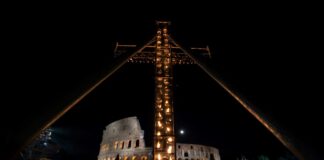 Via Crucis, le processioni in programma per il venerdì Santo: chiusure e deviazioni dei bus
