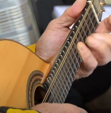 Roma come Rio, a ritmo di choro brasiliano: i musicisti spontanei di piazza Vittorio - Canaledieci.it