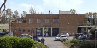 Ostia Antica, il parcheggio della stazione è terra di nessuno (VIDEO)