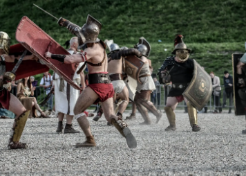 Giornata a ingresso libero a Castrum Novum a Santa Marinella: rievocazioni, visite guidate e aggiornamenti sulle ultime scoperte.