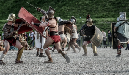 Gladiatori per un giorno al Colosseo: 'no' del Campidoglio 1