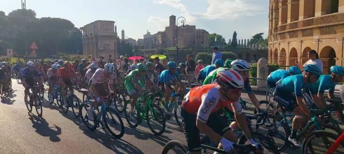 Arriva il Giro d'Italia, queste le strade chiuse. E si parlerà pure di Ostia Comune