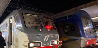 Treni fermi alla stazione Termini