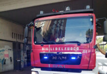 Paura al Portuense, incendio in uno stabile: in casa c’erano tre persone
