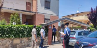 Tragedia a Nettuno, coppia trovata morta in casa: omicidio suicidio?