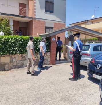 Tragedia a Nettuno, coppia trovata morta in casa: omicidio suicidio?