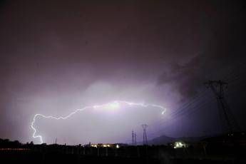 Maltempo, piogge e temporali: allerta arancione in Lombardia, Emilia-Romagna e Toscana