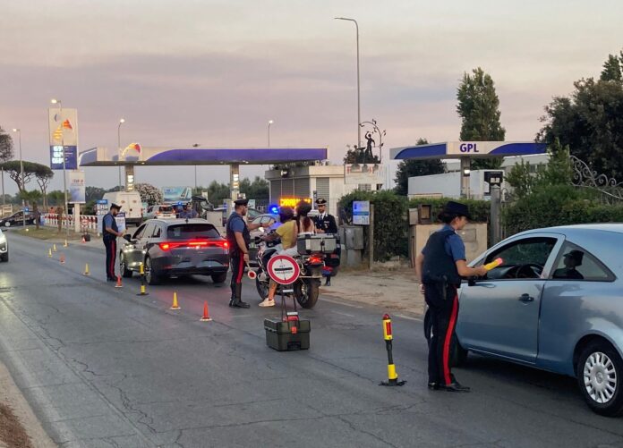 Fregene, nuovi controlli su strada contro alcol e droga: maxi operazione dei carabinieri