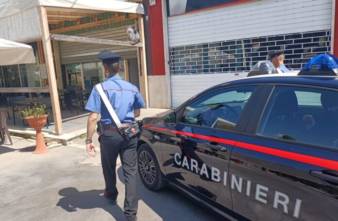 Tivoli, furto nel bar di Villa Adriana: ladro arrestato, identificato dai vestiti