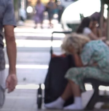 Ostia, aggressioni fisiche e verbali della donna con problemi psichici: aumentano le segnalazioni