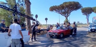 Cinema, Mario Martone gira “Fuori” e porta sul litorale il suo super cast