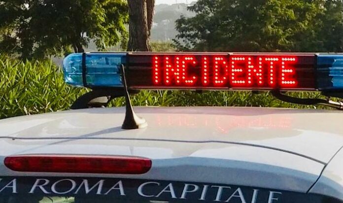 Incidente Tor Cervara, ponte chiuso in entrambe le direzioni