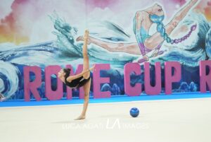 In pedana ad Ostia le atlete della ritmica per contendersi il torneo internazionale riservato ai club