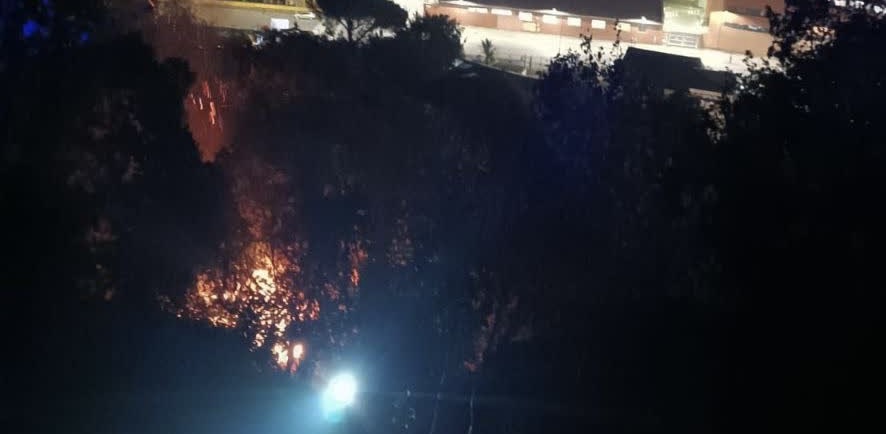 Incendio a Monte Mario: "Il rogo partito da una baraccopoli" (VIDEO) 1