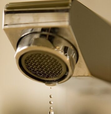 Cerveteri senza acqua per otto ore: zone coinvolte e punti di rifornimento con autobotti