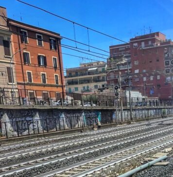 Treni, disagi sull'Alta Velocità Roma-Firenze: circolazione rallentata per problema tecnico