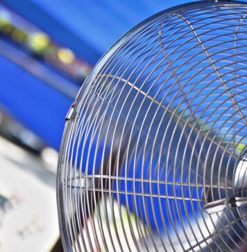 un ventilatore contro caldo e afa