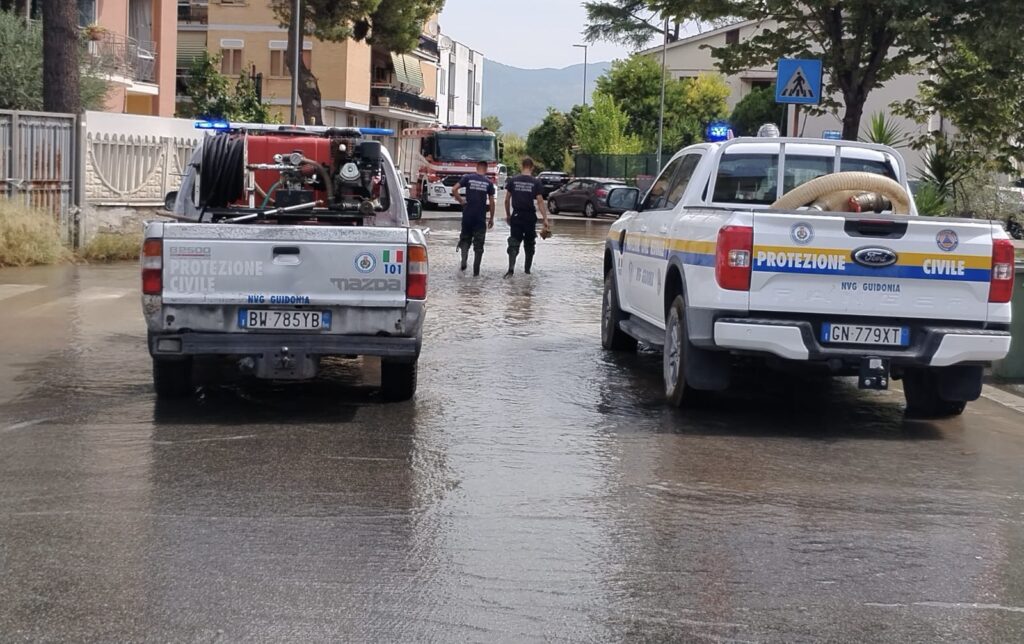 Guidonia, guasto a Villalba e Villanova: perdita d'acqua diventa ruscello (VIDEO) 1