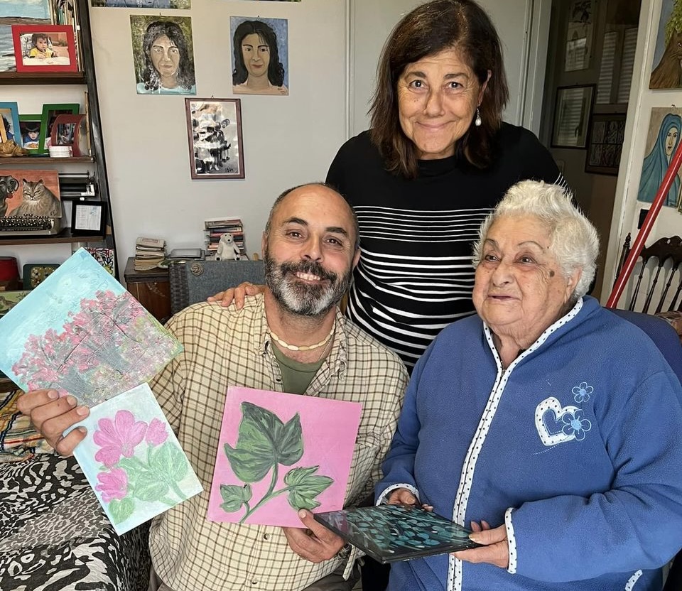 Roma: la sorpresa sul balcone di Francesca, 99 anni 2