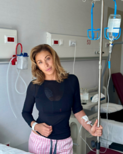 Sabrina Salerno ricoverata in ospedale: deve essere operata al seno 1