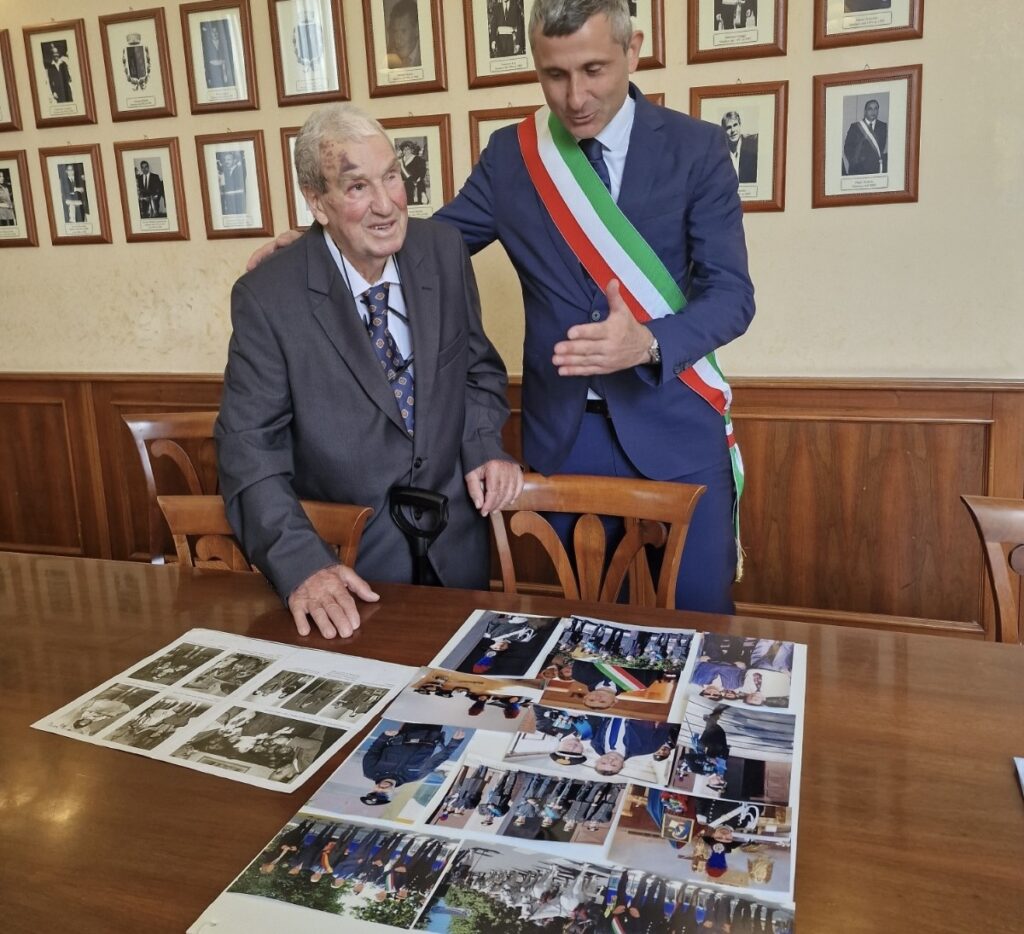 Costantino Giubilei compie 90 anni, festa in piazza a Montecelio 2