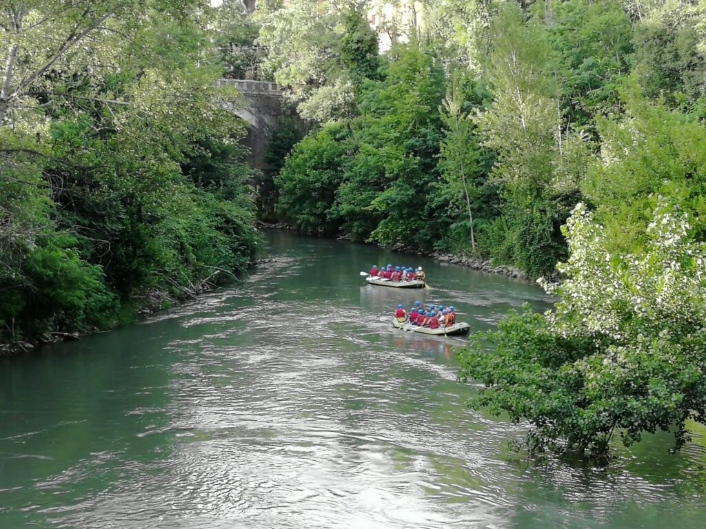 Roma, rafting nell'Aniene: tre le giornate gratis e con guida 1