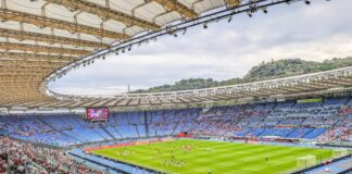 Roma-Udinese, la protesta dei tifosi: la curva sud entra dopo trenta minuti. Cori per De Rossi - Canaledieci.it