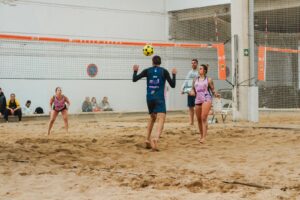 Footvolley a Marino, acrobazie sulla sabbia: di scena il torneo misto più grande d’Europa (VIDEO) 1