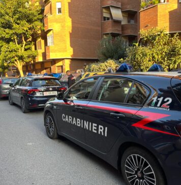 Estorsione con metodo mafioso ad un ristorante di Ostia: due arresti