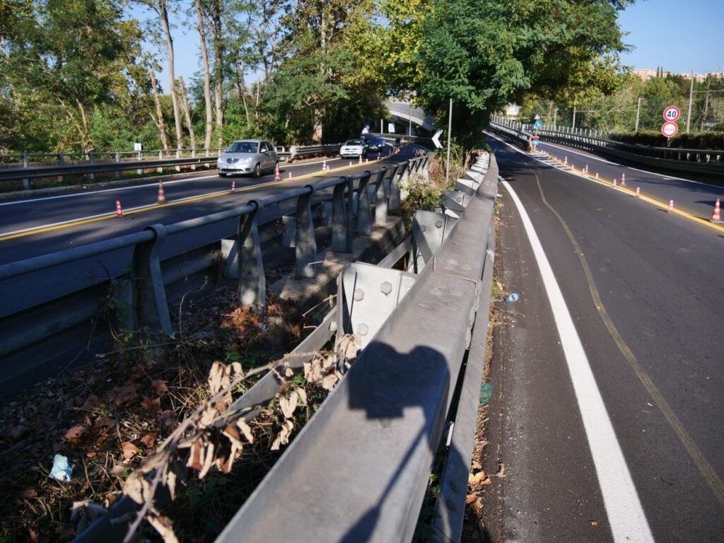 Giallo sul crollo del ponte sotto la via del Mare: sospetti sui saggi per la nuova stazione 1