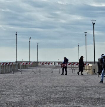 Pontile chiuso