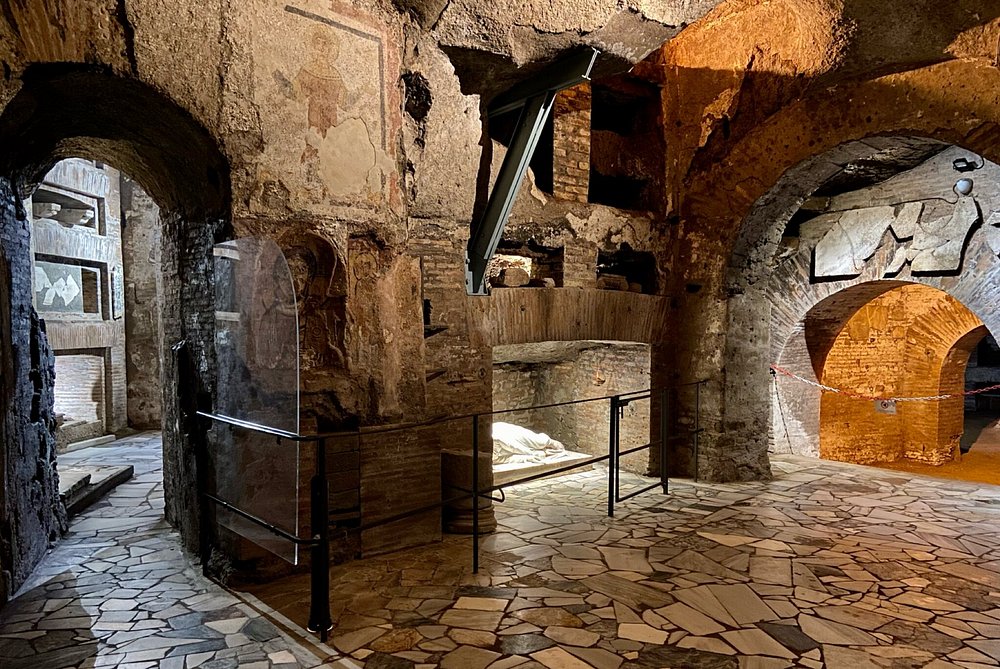 Le Catacombe di Roma: un viaggio nella storia attraverso il sottosuolo della Città Eterna 1