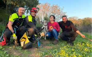 Cane precipita in una profonda dolina al Parco della Caffarella: sul posto accorrono i vigili del fuoco 1