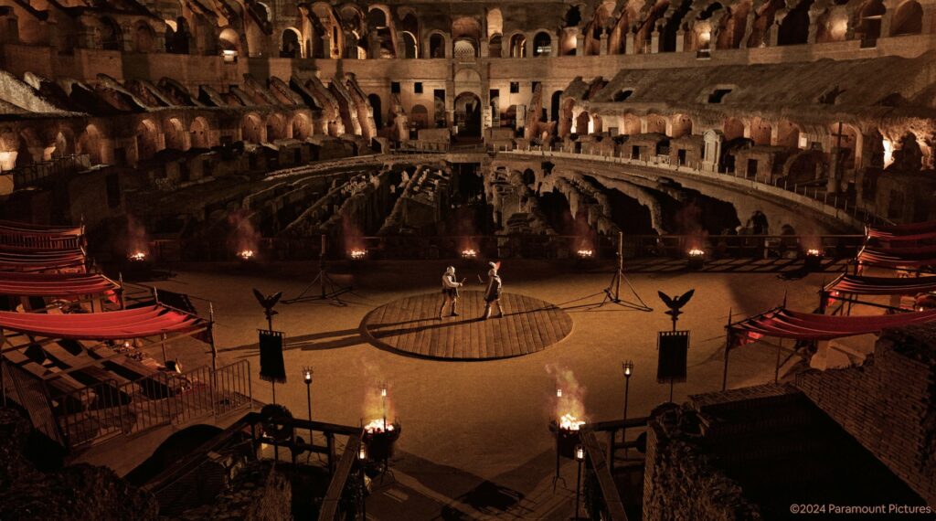 Una ricostruzione con gladiatori al Colosseo