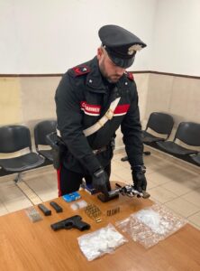 Sequestro armi e droga dei carabinieri di Ostia