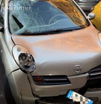 Incidente mortale in via Tiburtina, si costituisce il pirata della strada: aveva investito un 33enne